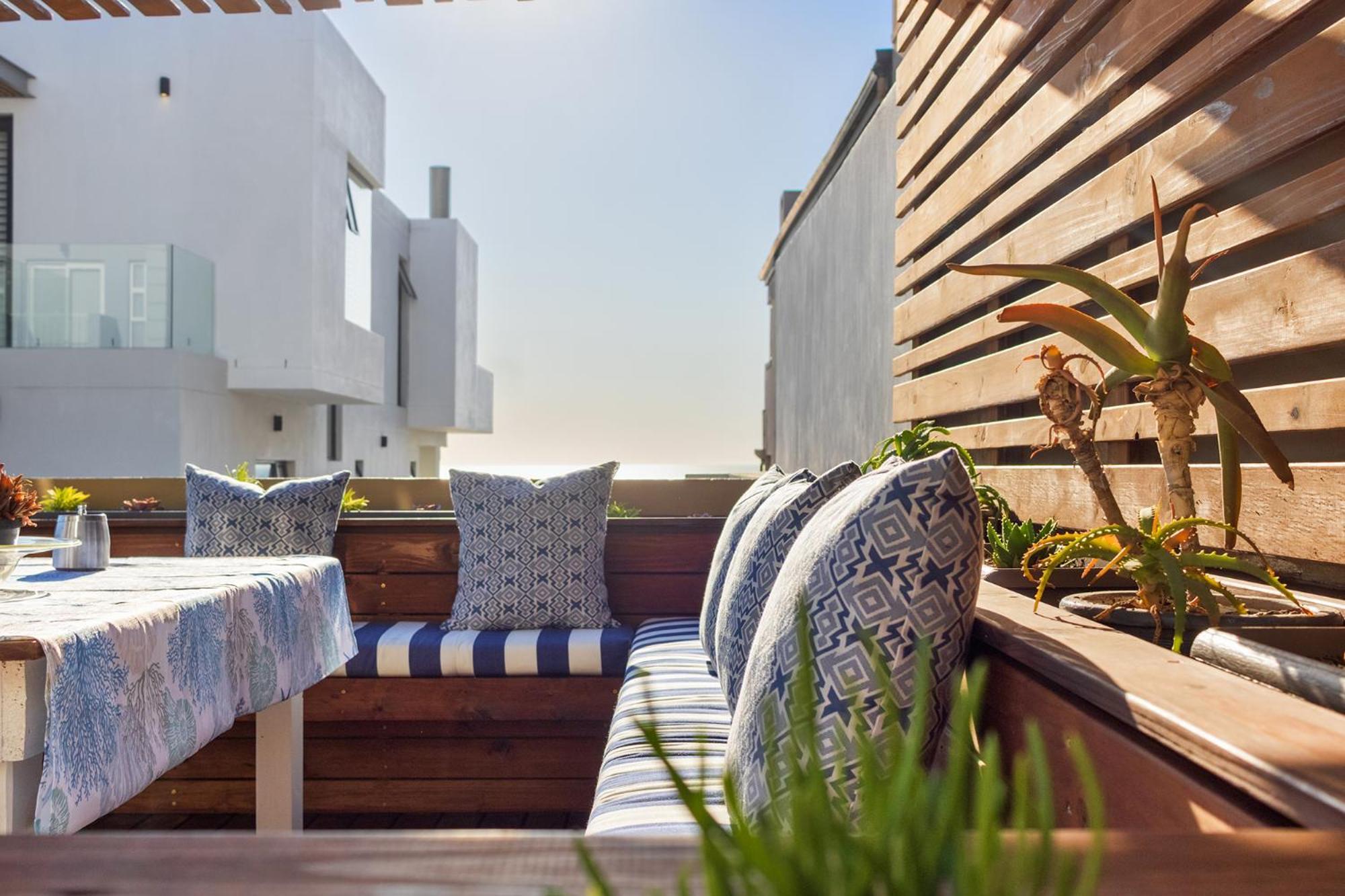 The Sandcastle Guesthouse - Melkbosstrand Exterior foto